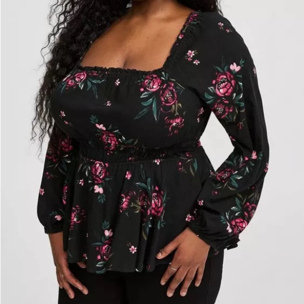 NWT Torrid Rayon Slub Dark Floral Blouson Sleeve Blouse Size 3X